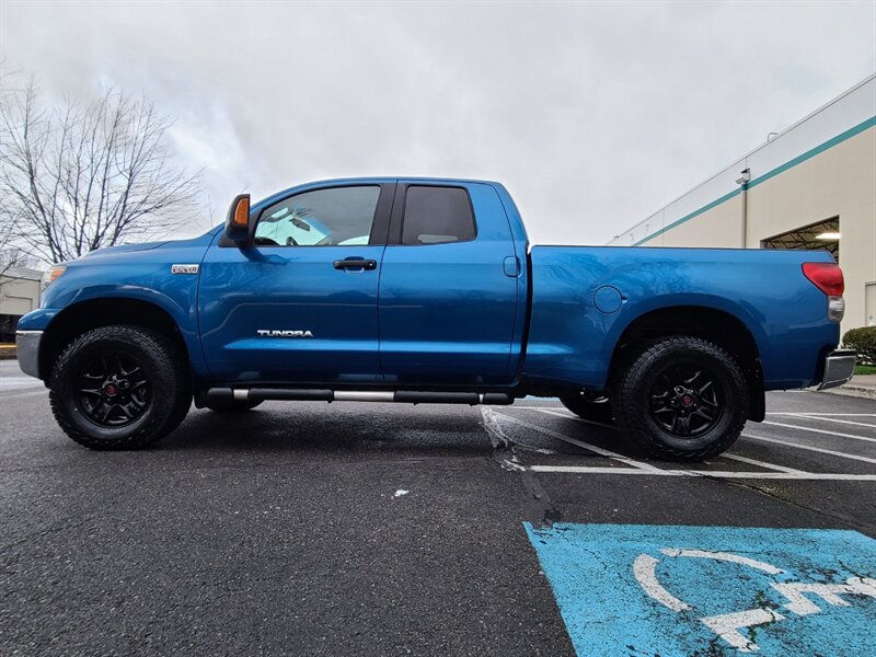 2008 Toyota Tundra DOUBLE CAB V8 5.7L / 4X4 / OREGON TRUCK / 6-Seater  / No Rust / Excellent Condition - Photo 3 - Portland, OR 97217