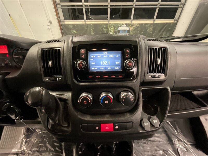 2019 RAM ProMaster 2500 136 WB HIGH ROOF / CARGO VAN / CAMERA  CARGO VAN / 136 " WB HIGH ROOF / BACKUP CAMERA / 56,000 MILES - Photo 27 - Gladstone, OR 97027