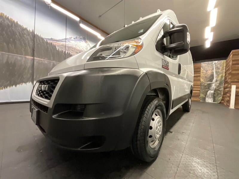 2019 RAM ProMaster 2500 136 WB HIGH ROOF / CARGO VAN / CAMERA  CARGO VAN / 136 " WB HIGH ROOF / BACKUP CAMERA / 56,000 MILES - Photo 9 - Gladstone, OR 97027