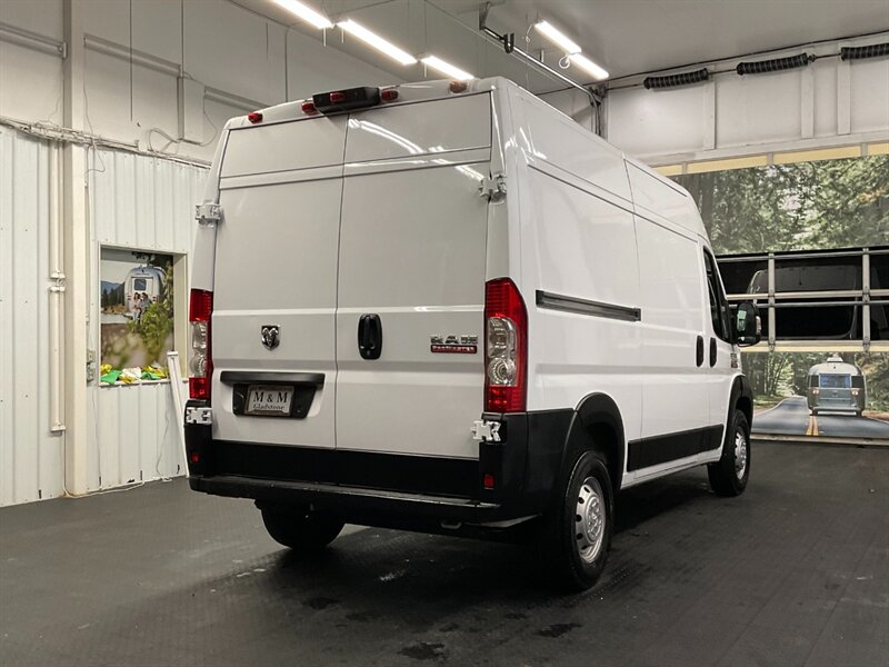 2019 RAM ProMaster 2500 136 WB HIGH ROOF / CARGO VAN / CAMERA  CARGO VAN / 136 " WB HIGH ROOF / BACKUP CAMERA / 56,000 MILES - Photo 8 - Gladstone, OR 97027