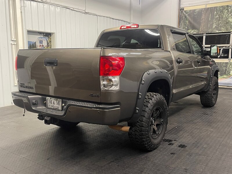 2009 Toyota Tundra SR5 Crew Cab 4X4 / 5.7L V8 / NEW LIFT WHEELS TIRES   - Photo 8 - Gladstone, OR 97027