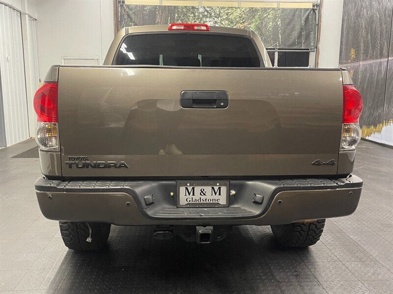 2009 Toyota Tundra SR5 Crew Cab 4X4 / 5.7L V8 / NEW LIFT WHEELS TIRES   - Photo 6 - Gladstone, OR 97027