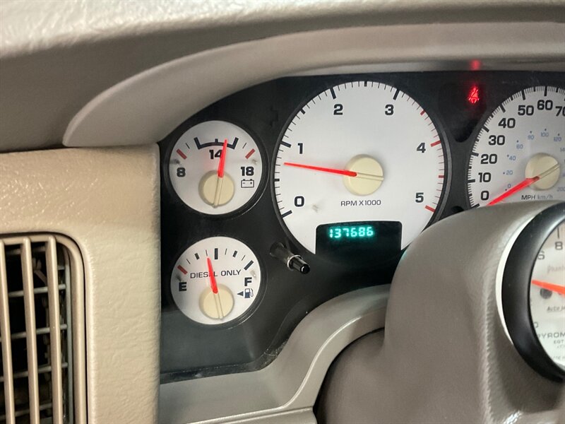 2004 Dodge Ram 2500 SLT Quad Cab 4X4 / 5.9L DIESEL HO / 6-SPEED MANUAL  / LONG BED / NEW TIRES / ZERO RUST - Photo 50 - Gladstone, OR 97027