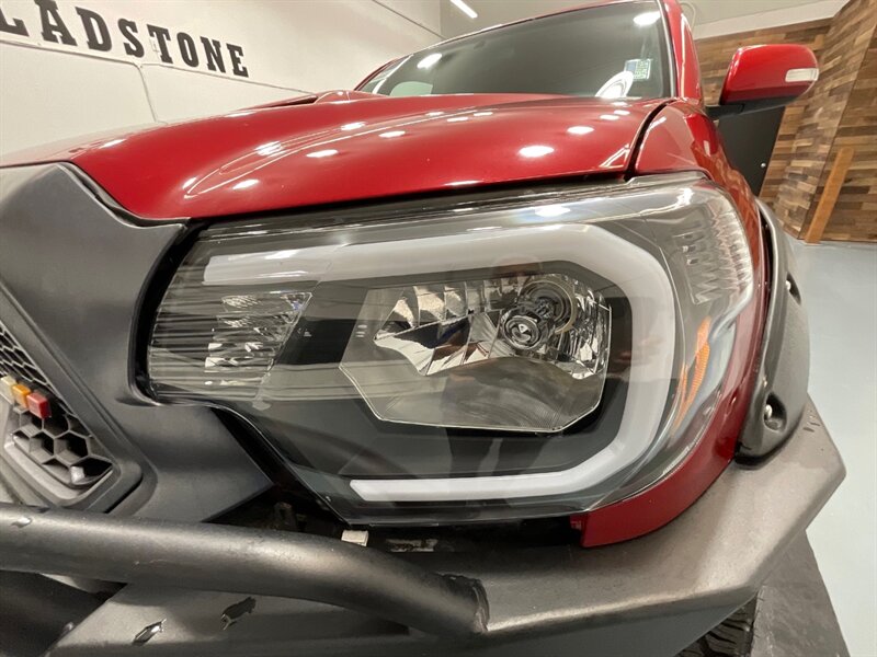 2015 Toyota Tacoma V6 TRD SPORT / Leather / Navigation / LIFTED  / 1-OWNER - Photo 26 - Gladstone, OR 97027