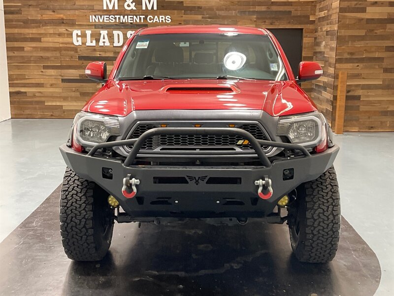 2015 Toyota Tacoma V6 TRD SPORT / Leather / Navigation / LIFTED  / 1-OWNER - Photo 6 - Gladstone, OR 97027