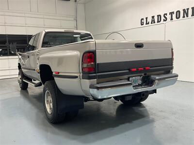 1998 Dodge Ram 3500 5-SPEED  4x4 5.9L DIESEL Laramie SLT / DUALLY  / 1-OWNER LOCAL / ZERO RUST / LONG BED / DUALLY / 5-SPEED MANUAL - Photo 8 - Gladstone, OR 97027