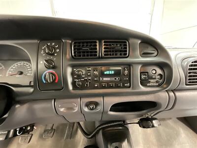 1998 Dodge Ram 3500 5-SPEED  4x4 5.9L DIESEL Laramie SLT / DUALLY  / 1-OWNER LOCAL / ZERO RUST / LONG BED / DUALLY / 5-SPEED MANUAL - Photo 18 - Gladstone, OR 97027