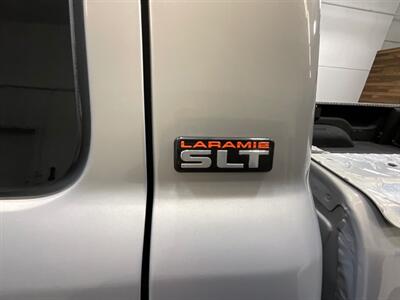 1998 Dodge Ram 3500 5-SPEED  4x4 5.9L DIESEL Laramie SLT / DUALLY  / 1-OWNER LOCAL / ZERO RUST / LONG BED / DUALLY / 5-SPEED MANUAL - Photo 21 - Gladstone, OR 97027