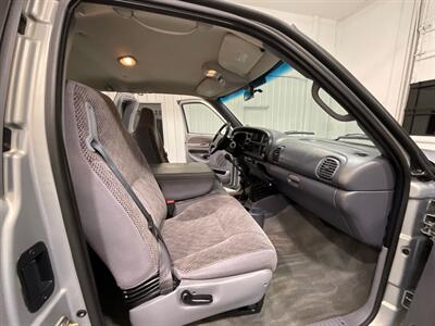 1998 Dodge Ram 3500 5-SPEED  4x4 5.9L DIESEL Laramie SLT / DUALLY  / 1-OWNER LOCAL / ZERO RUST / LONG BED / DUALLY / 5-SPEED MANUAL - Photo 15 - Gladstone, OR 97027