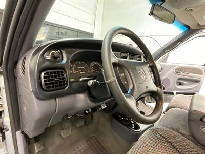 1998 Dodge Ram 3500 5-SPEED  4x4 5.9L DIESEL Laramie SLT / DUALLY  / 1-OWNER LOCAL / ZERO RUST / LONG BED / DUALLY / 5-SPEED MANUAL - Photo 40 - Gladstone, OR 97027