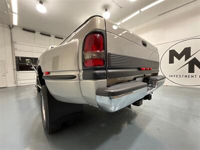 1998 Dodge Ram 3500 5-SPEED  4x4 5.9L DIESEL Laramie SLT / DUALLY  / 1-OWNER LOCAL / ZERO RUST / LONG BED / DUALLY / 5-SPEED MANUAL - Photo 59 - Gladstone, OR 97027