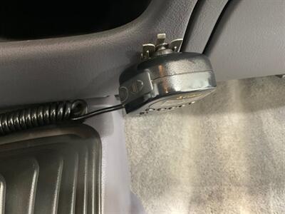 1998 Dodge Ram 3500 5-SPEED  4x4 5.9L DIESEL Laramie SLT / DUALLY  / 1-OWNER LOCAL / ZERO RUST / LONG BED / DUALLY / 5-SPEED MANUAL - Photo 44 - Gladstone, OR 97027