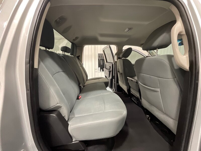 2013 RAM 2500 Crew Cab 4X4 / 6.7L DIESEL / 6-SPEED MANUAL  / BRAND NEW WHEELS & TIRES / LONG BED / ZERO RUST / 97K MILES - Photo 13 - Gladstone, OR 97027