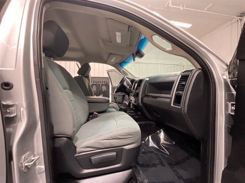 2013 RAM 2500 Crew Cab 4X4 / 6.7L DIESEL / 6-SPEED MANUAL  / BRAND NEW WHEELS & TIRES / LONG BED / ZERO RUST / 97K MILES - Photo 14 - Gladstone, OR 97027
