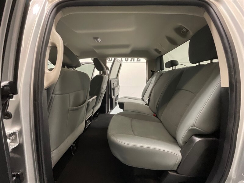 2013 RAM 2500 Crew Cab 4X4 / 6.7L DIESEL / 6-SPEED MANUAL  / BRAND NEW WHEELS & TIRES / LONG BED / ZERO RUST / 97K MILES - Photo 12 - Gladstone, OR 97027