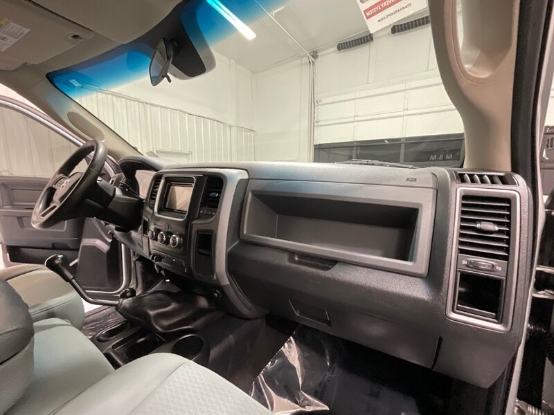 2013 RAM 2500 Crew Cab 4X4 / 6.7L DIESEL / 6-SPEED MANUAL  / BRAND NEW WHEELS & TIRES / LONG BED / ZERO RUST / 97K MILES - Photo 39 - Gladstone, OR 97027