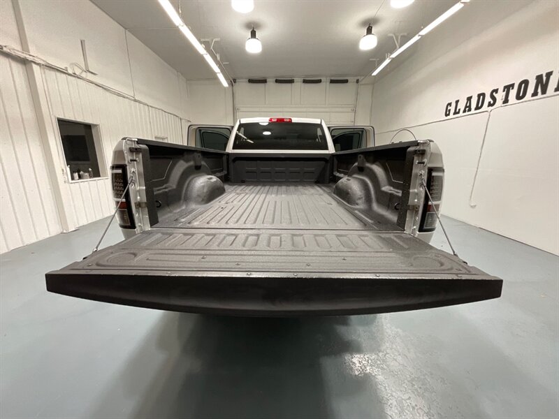 2013 RAM 2500 Crew Cab 4X4 / 6.7L DIESEL / 6-SPEED MANUAL  / BRAND NEW WHEELS & TIRES / LONG BED / ZERO RUST / 97K MILES - Photo 32 - Gladstone, OR 97027