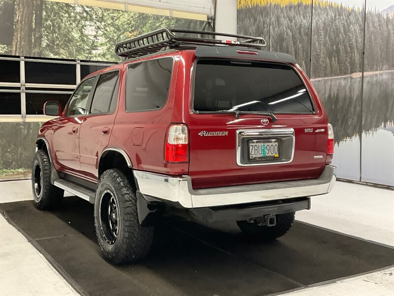 2002 Toyota 4Runner SR5 4X4 / 3.4L V6 / 1-OWNER / NEW WHEELS TIRES  / LOCAL SUV / CENTRAL DIFF LOCKS / 105K MILES - Photo 8 - Gladstone, OR 97027