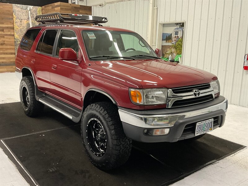 2002 Toyota 4Runner SR5 4X4 / 3.4L V6 / 1-OWNER / NEW WHEELS TIRES  / LOCAL SUV / CENTRAL DIFF LOCKS / 105K MILES - Photo 2 - Gladstone, OR 97027