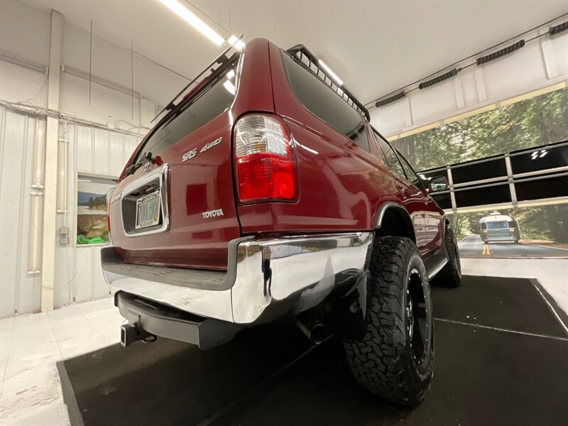 2002 Toyota 4Runner SR5 4X4 / 3.4L V6 / 1-OWNER / NEW WHEELS TIRES  / LOCAL SUV / CENTRAL DIFF LOCKS / 105K MILES - Photo 10 - Gladstone, OR 97027