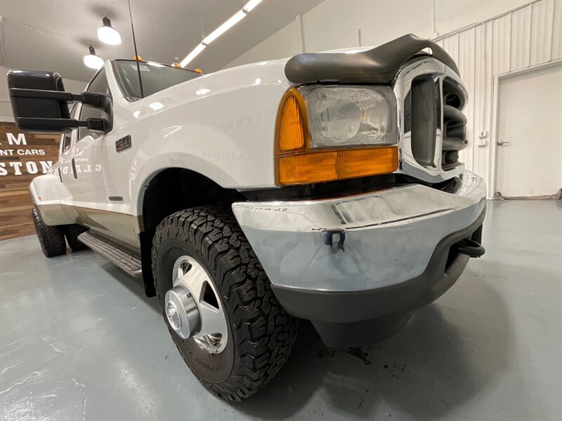 2001 Ford F-350 Lariat Crew Cab 4X4 / 7.3L DIESEL / DUALLY /  / Leather w. Heated Seats / Long Bed - Photo 34 - Gladstone, OR 97027