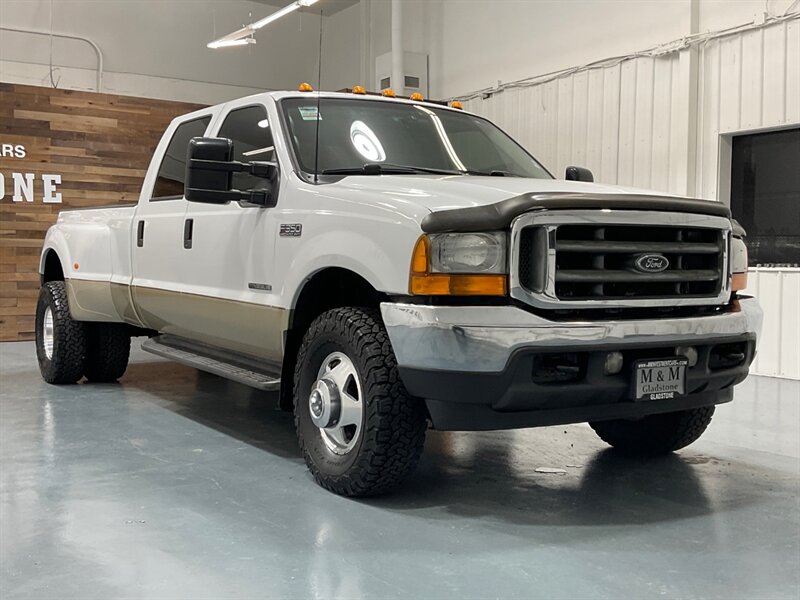 2001 Ford F-350 Lariat Crew Cab 4X4 / 7.3L DIESEL / DUALLY /  / Leather w. Heated Seats / Long Bed - Photo 51 - Gladstone, OR 97027