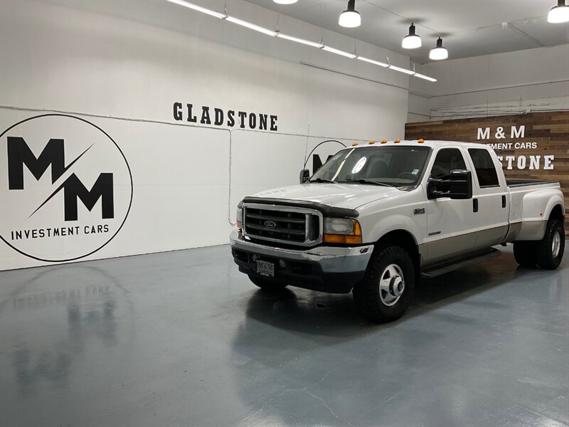 2001 Ford F-350 Lariat Crew Cab 4X4 / 7.3L DIESEL / DUALLY /  / Leather w. Heated Seats / Long Bed - Photo 54 - Gladstone, OR 97027