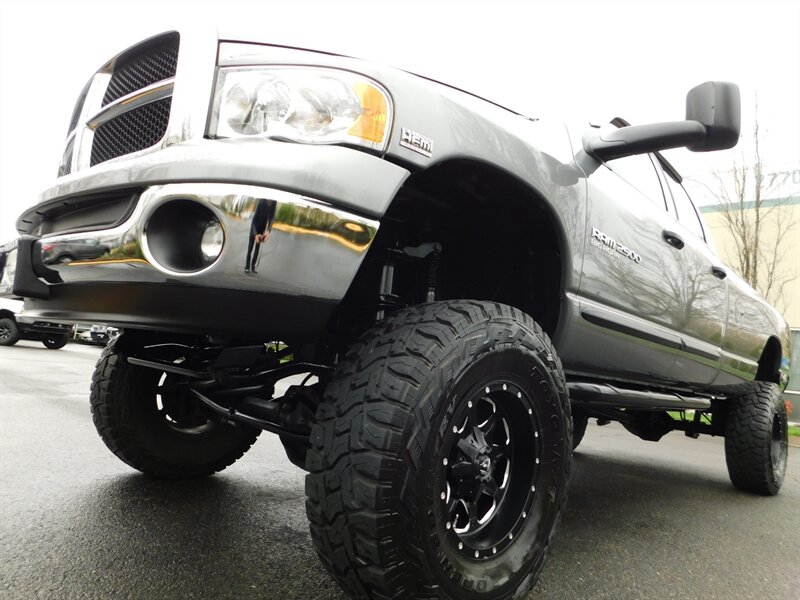 2005 Dodge Ram 2500 SLT 4X4 5.7L HEMI  / 1-OWNER / LOW MILES / LIFTED   - Photo 9 - Portland, OR 97217