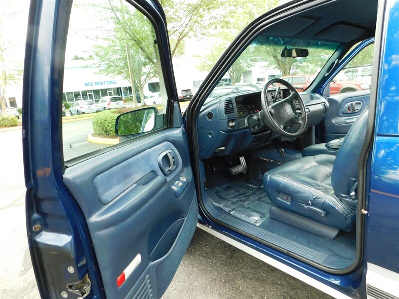 1996 Chevrolet K1500 Silverado Z71 / 2DR / 4x4 / LEATHER / CLEAN   - Photo 13 - Portland, OR 97217