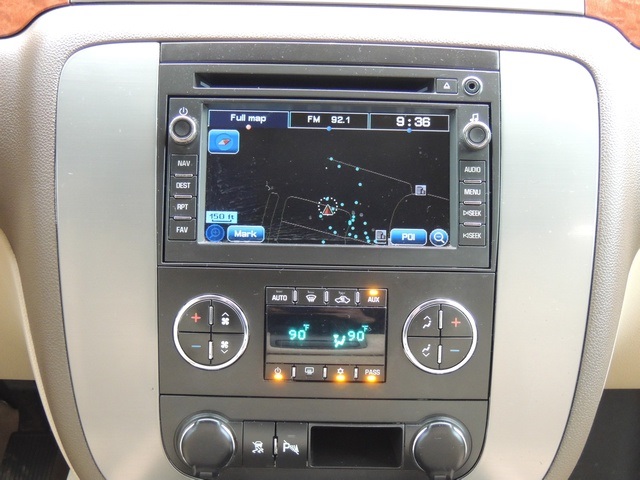 2008 GMC Yukon Hybrid / 4WD / Leather Navigation DVD/ 3rd seat   - Photo 20 - Portland, OR 97217