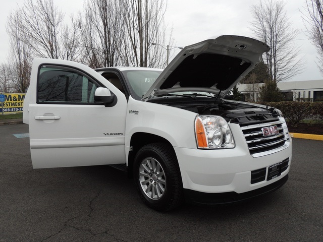 2008 GMC Yukon Hybrid / 4WD / Leather Navigation DVD/ 3rd seat   - Photo 31 - Portland, OR 97217