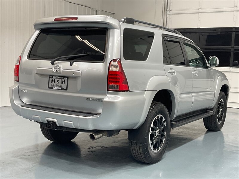 2006 Toyota 4Runner Limited 4X4 / 4.0L V6 / Leather Sunroof / LOCAL  / ZERO RUST - Photo 7 - Gladstone, OR 97027