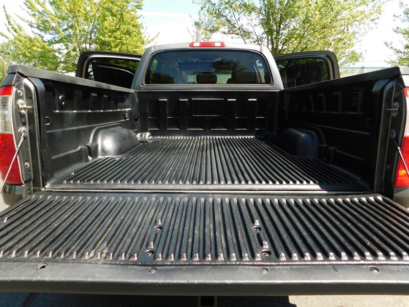 2004 Toyota Tundra Limited Double Cab 4X4 / Leather / Sunroof /LIFTED   - Photo 22 - Portland, OR 97217