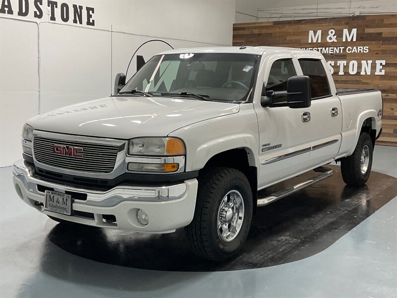 2005 GMC Sierra 2500 SLT Crew Cab 4X4 / 6.6L DIESEL / 110,000 MILES  / Leather / RUST FREE - Photo 1 - Gladstone, OR 97027