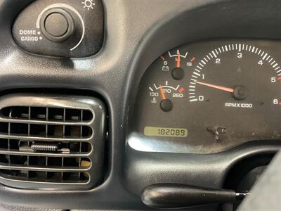 1998 Dodge Ram 1500 SLT Regular Cab 4X4 / 5.9L 8Cyl Gas / SHORT BED  / LOCAL TRUCK / ZERO RUST / VERY WELL KEPT & MAINTAINED SINCE NEW - Photo 48 - Gladstone, OR 97027