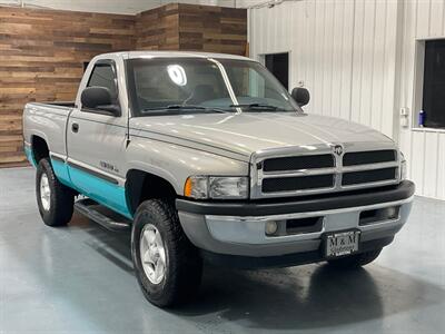 1998 Dodge Ram 1500 SLT Regular Cab 4X4 / 5.9L 8Cyl Gas / SHORT BED  / LOCAL TRUCK / ZERO RUST / VERY WELL KEPT & MAINTAINED SINCE NEW - Photo 2 - Gladstone, OR 97027
