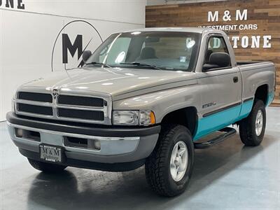 1998 Dodge Ram 1500 SLT Regular Cab 4X4 / 5.9L 8Cyl Gas / SHORT BED  / LOCAL TRUCK / ZERO RUST / VERY WELL KEPT & MAINTAINED SINCE NEW Truck