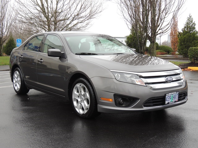 2010 Ford Fusion SE / 4-Door Sedan / 4Cyl   - Photo 2 - Portland, OR 97217