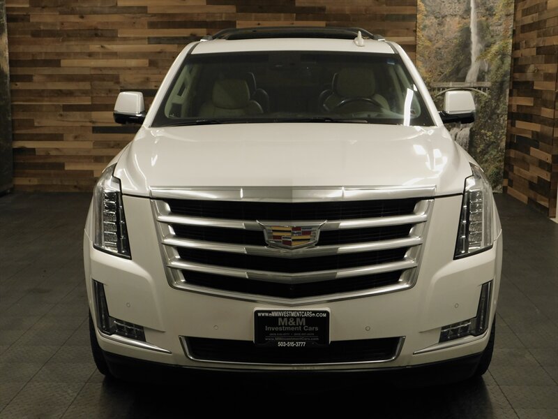 2017 Cadillac Escalade Luxury 4X4 / Leather   - Photo 36 - Gladstone, OR 97027