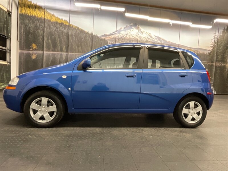 2007 Chevrolet Aveo5 Special Value / GAS SAVER   - Photo 3 - Gladstone, OR 97027