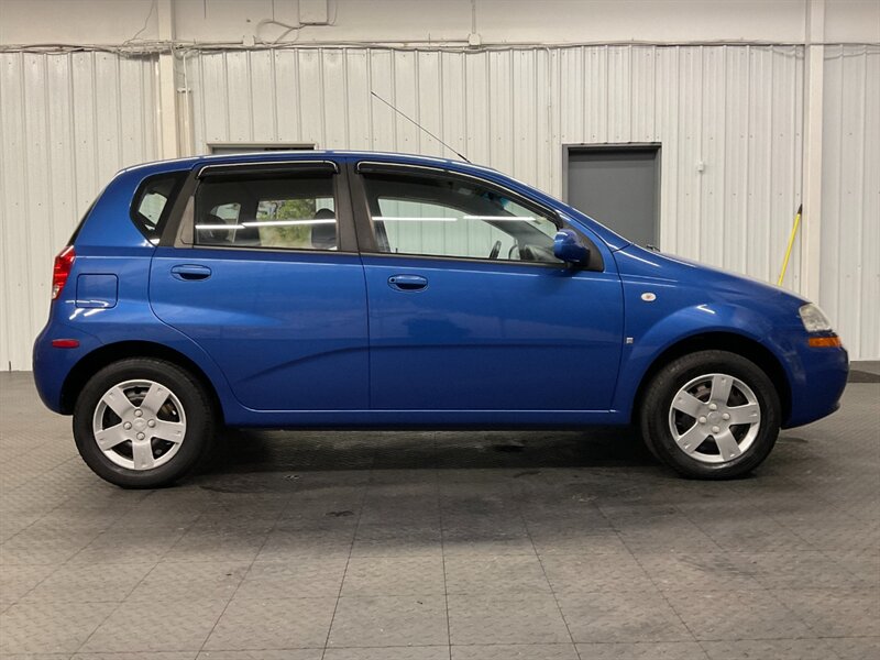 2007 Chevrolet Aveo5 Special Value / GAS SAVER   - Photo 4 - Gladstone, OR 97027