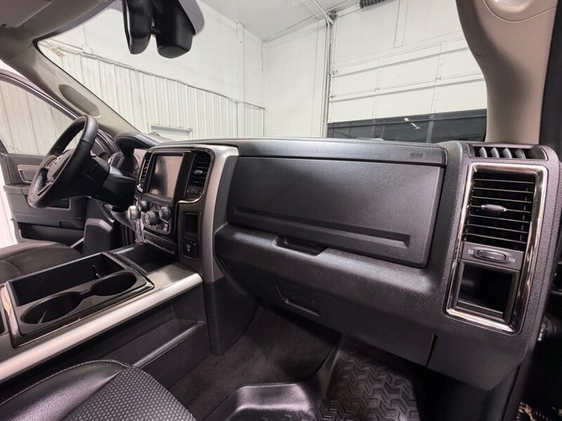 2014 RAM 1500 Sport 4X4 5.7L V8 / LIFTED / NEW TIRES/56K MILES / Heated Seats / ZERO RUST - Photo 39 - Gladstone, OR 97027