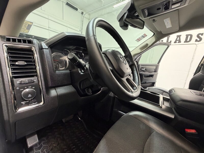 2014 RAM 1500 Sport 4X4 5.7L V8 / LIFTED / NEW TIRES/56K MILES / Heated Seats / ZERO RUST - Photo 38 - Gladstone, OR 97027