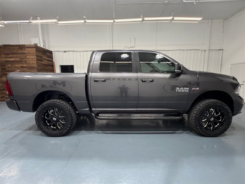 2014 RAM 1500 Sport 4X4 5.7L V8 / LIFTED / NEW TIRES/56K MILES / Heated Seats / ZERO RUST - Photo 4 - Gladstone, OR 97027