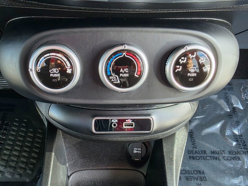 2016 FIAT 500X EASY 2.4L 4 CYLINDERS / ALL WHEEL DRIVE / BACK-UP CAM / FRESH TRADE-IN / 81K MILES - Photo 22 - Portland, OR 97217