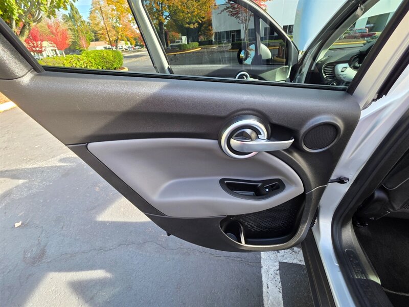 2016 FIAT 500X EASY 2.4L 4 CYLINDERS / ALL WHEEL DRIVE / BACK-UP CAM / FRESH TRADE-IN / 81K MILES - Photo 46 - Portland, OR 97217