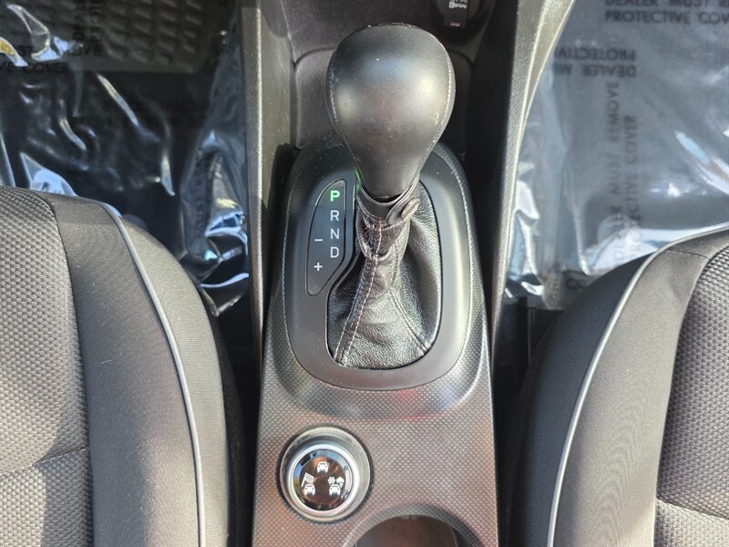 2016 FIAT 500X EASY 2.4L 4 CYLINDERS / ALL WHEEL DRIVE / BACK-UP CAM / FRESH TRADE-IN / 81K MILES - Photo 39 - Portland, OR 97217