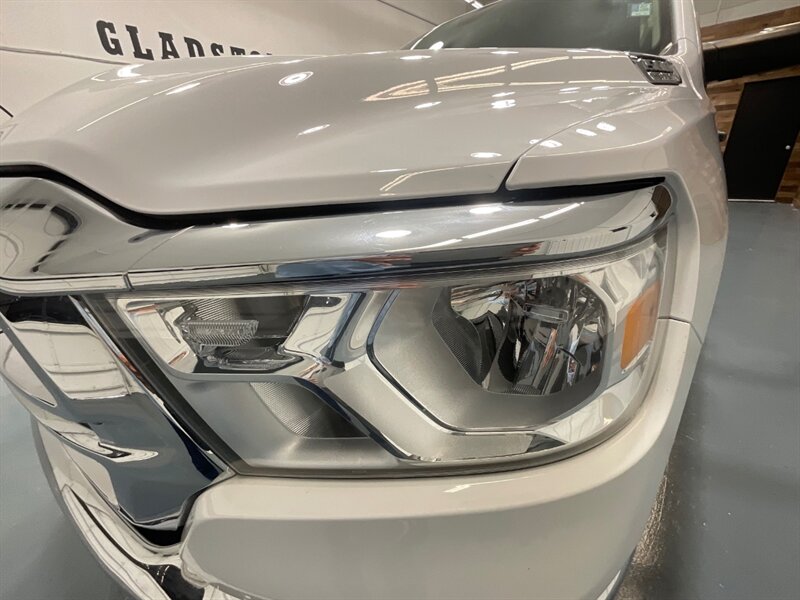 2019 RAM 1500 Tradesman Crew Cab 4X4 / 5.7L V8 Hemi / LOCAL  / ZERO RUST / Backup Camera / Trailer Brake Controller / Power Sliding Rear window - Photo 26 - Gladstone, OR 97027