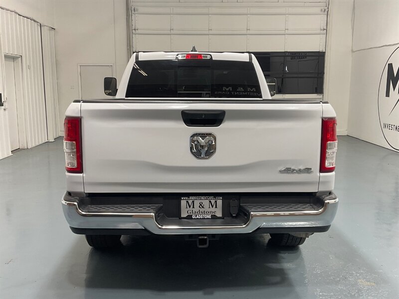 2019 RAM 1500 Tradesman Crew Cab 4X4 / 5.7L V8 Hemi / LOCAL  / ZERO RUST / Backup Camera / Trailer Brake Controller / Power Sliding Rear window - Photo 6 - Gladstone, OR 97027