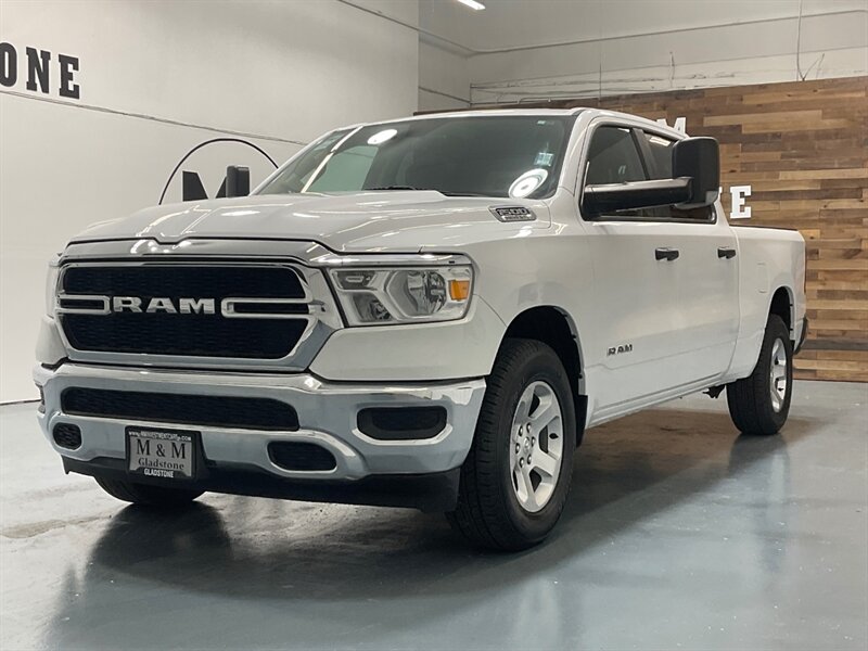 2019 RAM 1500 Tradesman Crew Cab 4X4 / 5.7L V8 Hemi / LOCAL  / ZERO RUST / Backup Camera / Trailer Brake Controller / Power Sliding Rear window - Photo 49 - Gladstone, OR 97027